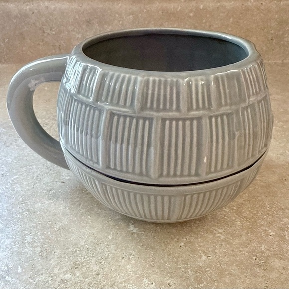 Star Wars Death Star Mug 3D Sculpted Ceramic Coffee Cup 20 oz - Picture 2 of 5